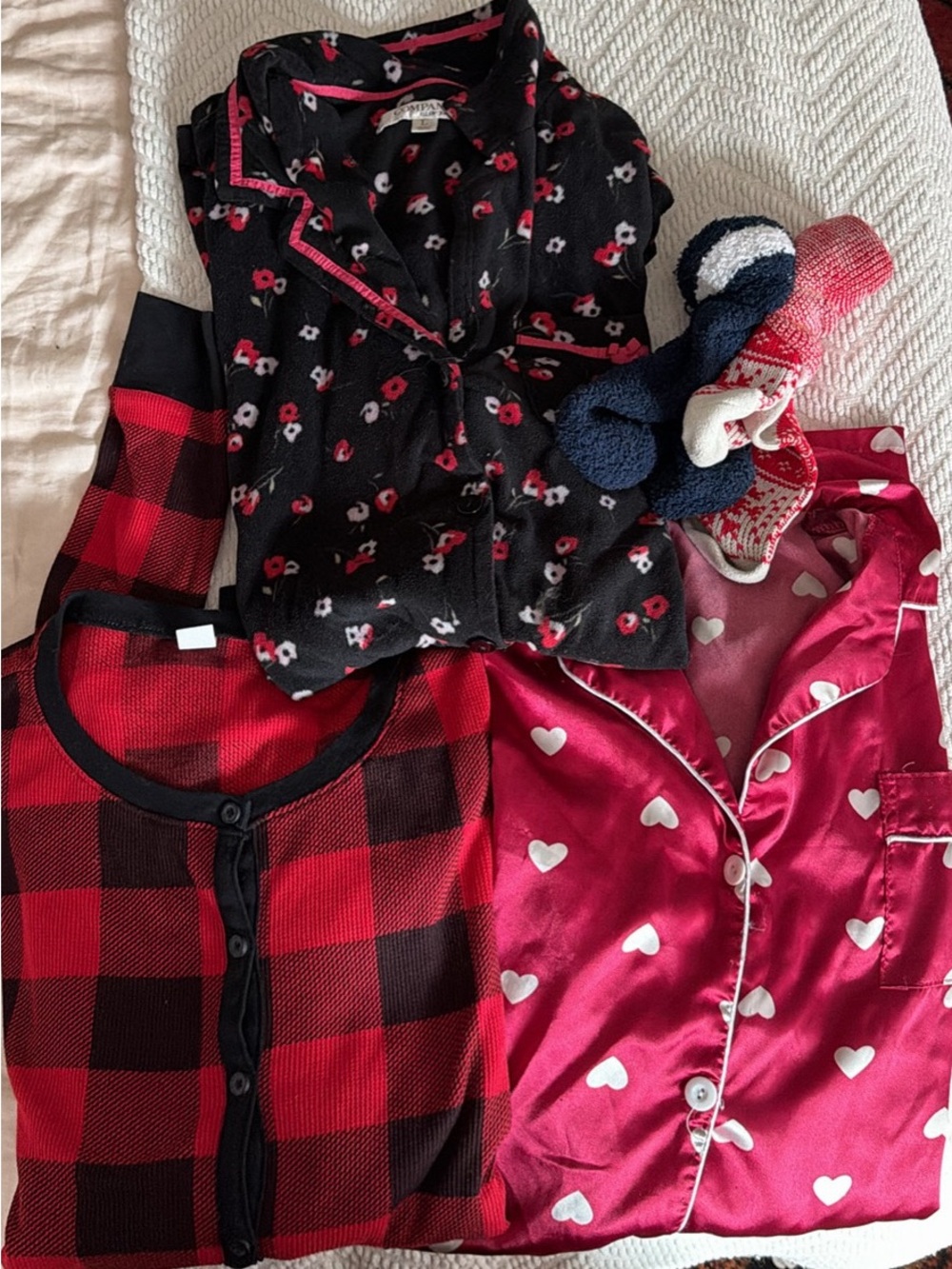 SLEEPWEAR BUNDLE - large 5 pieces
